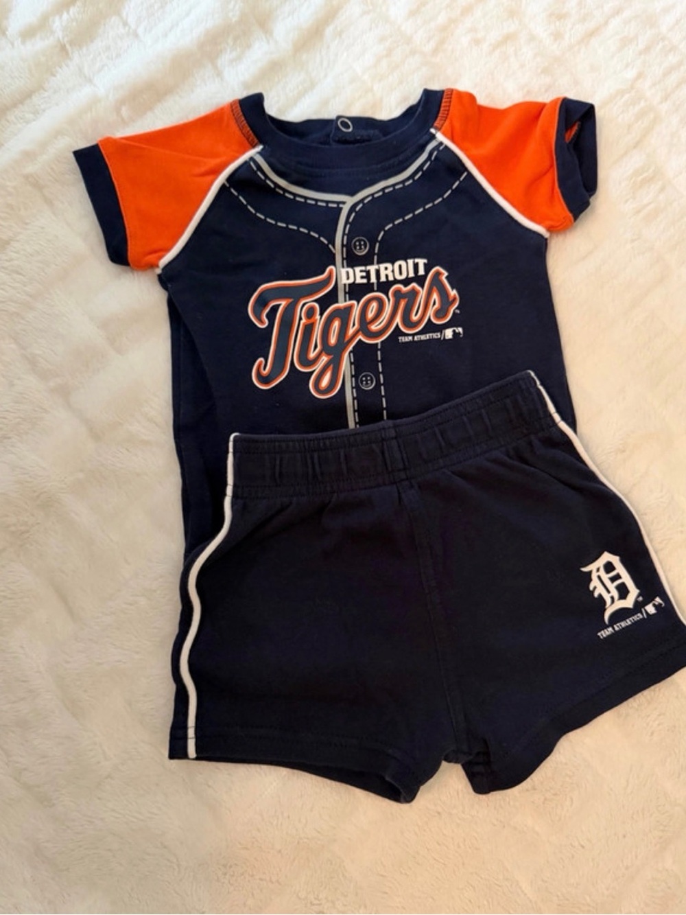 MLB Detroit Tigers Navy and Orange Kids Short Sleeve Matching Set